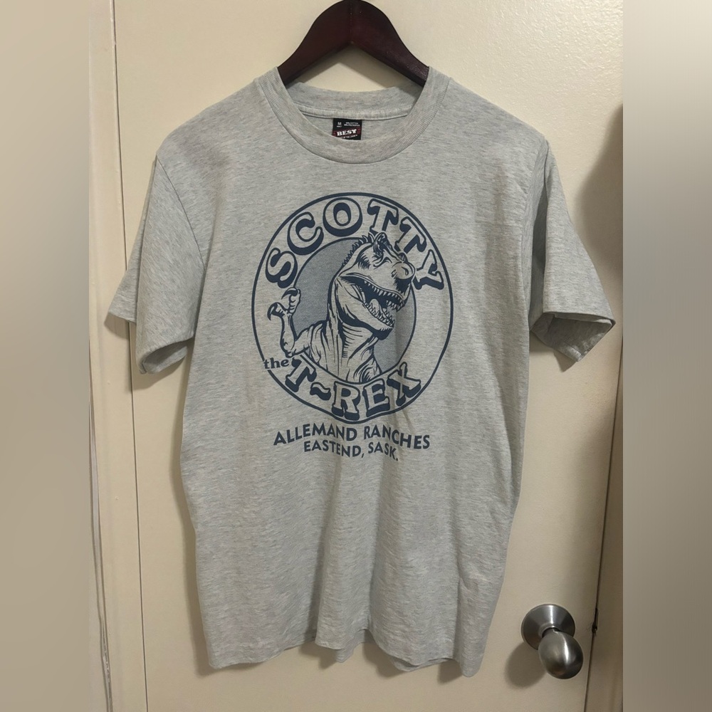 Vintage Best Fruit of the Loom 50/50 Scotty The T-Rex Tshirt Made in USA size M